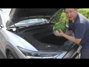 Mustang Mach E — сколько помещается в передний багажник