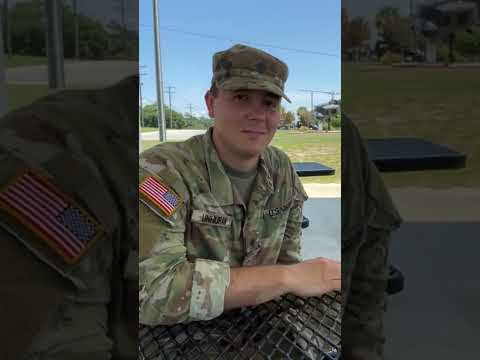 Армия США: сколько солдат получает на жильё?